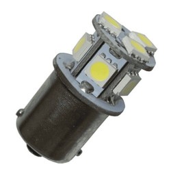 Ampoule 8 LEDs 24V : remplacement, modernisation et meilleure sécurité de son véhicule