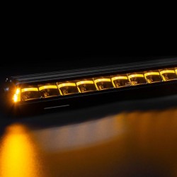 Barre LED 180W EPIX 20 Strobe Powerboost : lumière orange dans la nuit