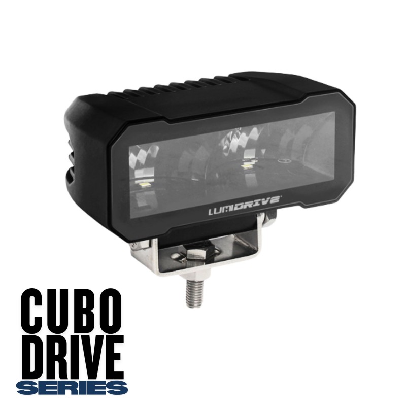 Feu de travail LED CUBODRIVE : vue d'ensemble - idéal pour éclairer autour de son camion