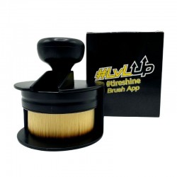 TireShine de LvLUp : Brillant Pneus 250 ml + Brosse : zoom sur la brosse