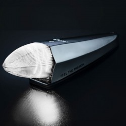 Torpedo Silver Arrow dans le noir : lumière blanche