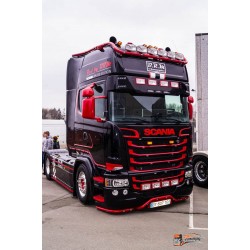 Visière Polyester Scania 350mm 