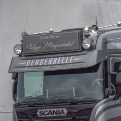 VISIÈRE POLYESTER ADAPTABLE SCANIA TYPE 143