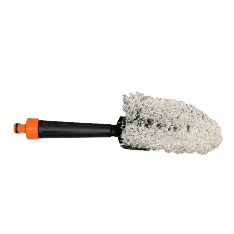 BROSSE DE LAVAGE AVEC RACCORD EAU