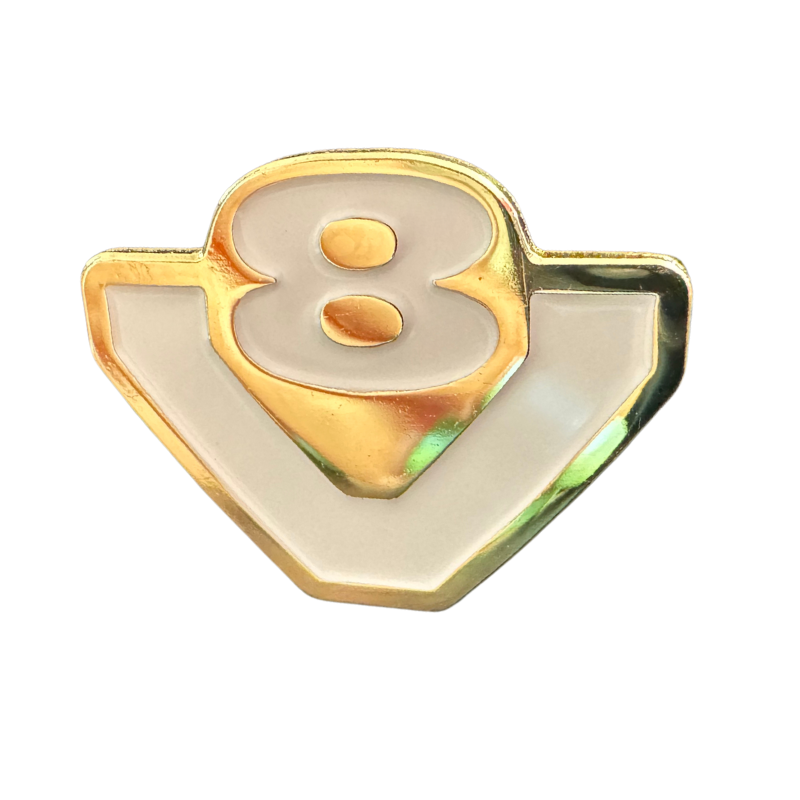 Pin's V8 gold